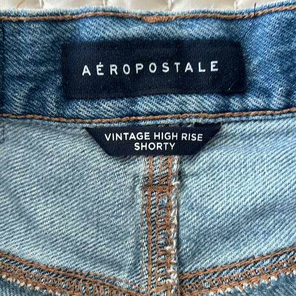 Aeropostale Women’s Size 000 Vintage High-Rise Ripped Denim Shorts - Picture 3 of 4